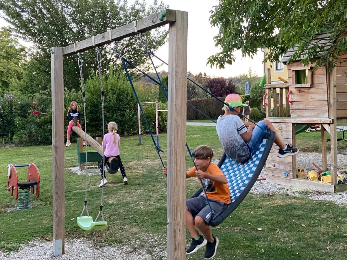הוילה שטיינקירשן אם פורסט Familienbauernhof Strassbauer מראה חיצוני תמונה